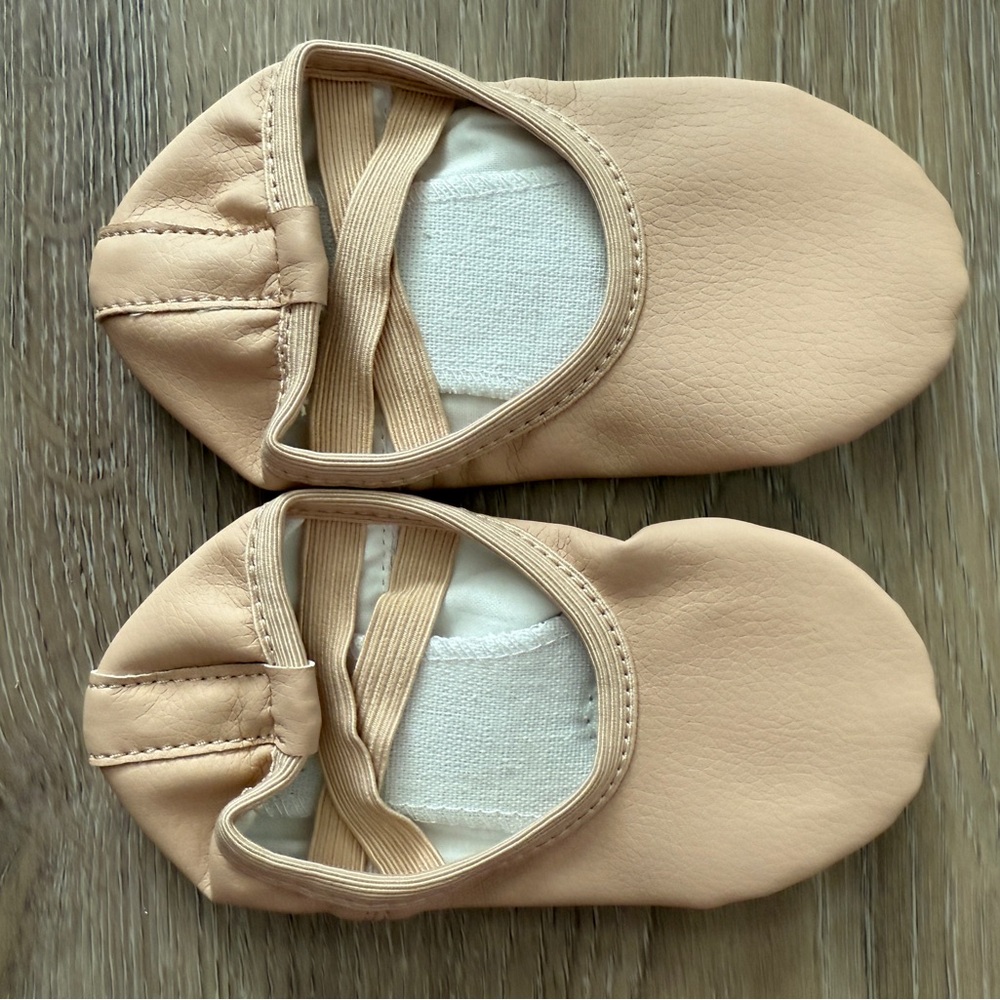 Nude Ballet Shoes (size 9 toddler)